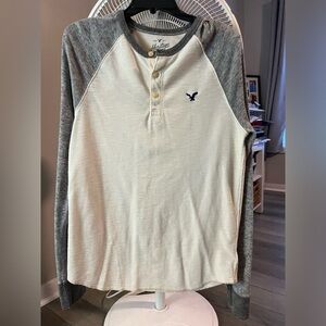 Men’s American Eagle shirt